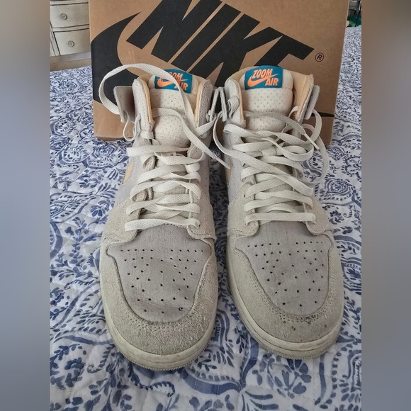 Nike Air Jordan 1 ZM Air CMFT 2 ZOOM  Orewood Brown Citrus DV1307-180 Men's 9.5 - Picture 1 of 10